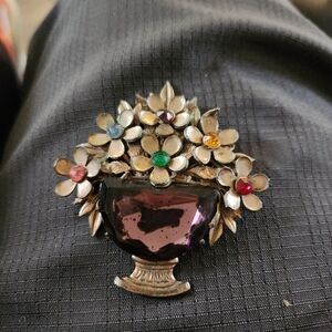 Goldman Yellow Metal Brooch